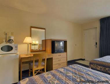 Red Carpet Inn Lancaster Extérieur photo